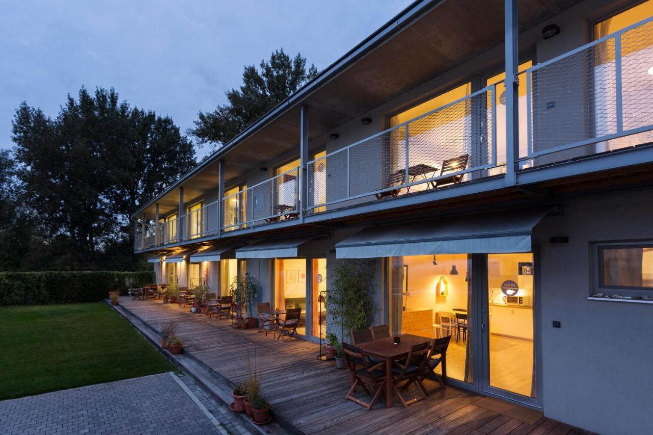 Vlnka Apartments Pieszczany Zewnętrze zdjęcie